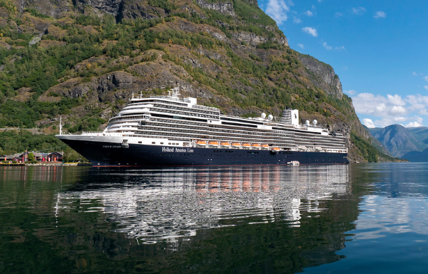 Cruise Ship